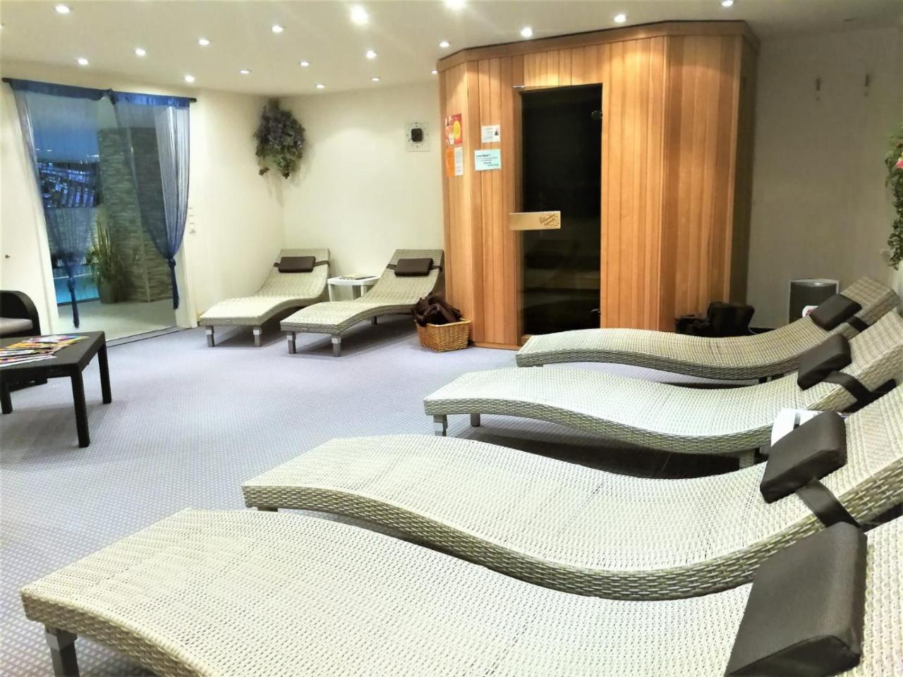 Ferienhotel Schwarzwaelder Hof フェルトベルク エクステリア 写真