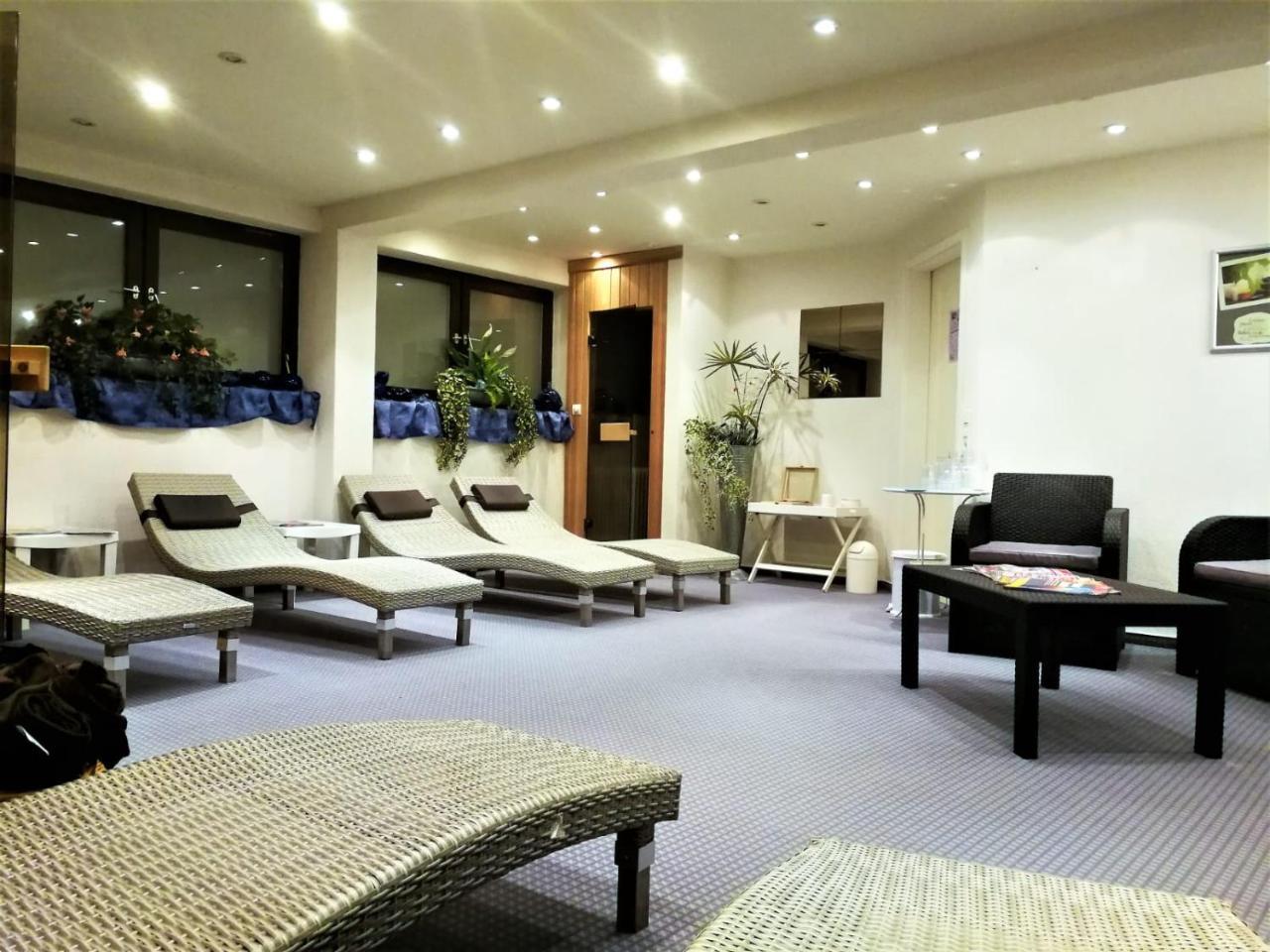Ferienhotel Schwarzwaelder Hof フェルトベルク エクステリア 写真